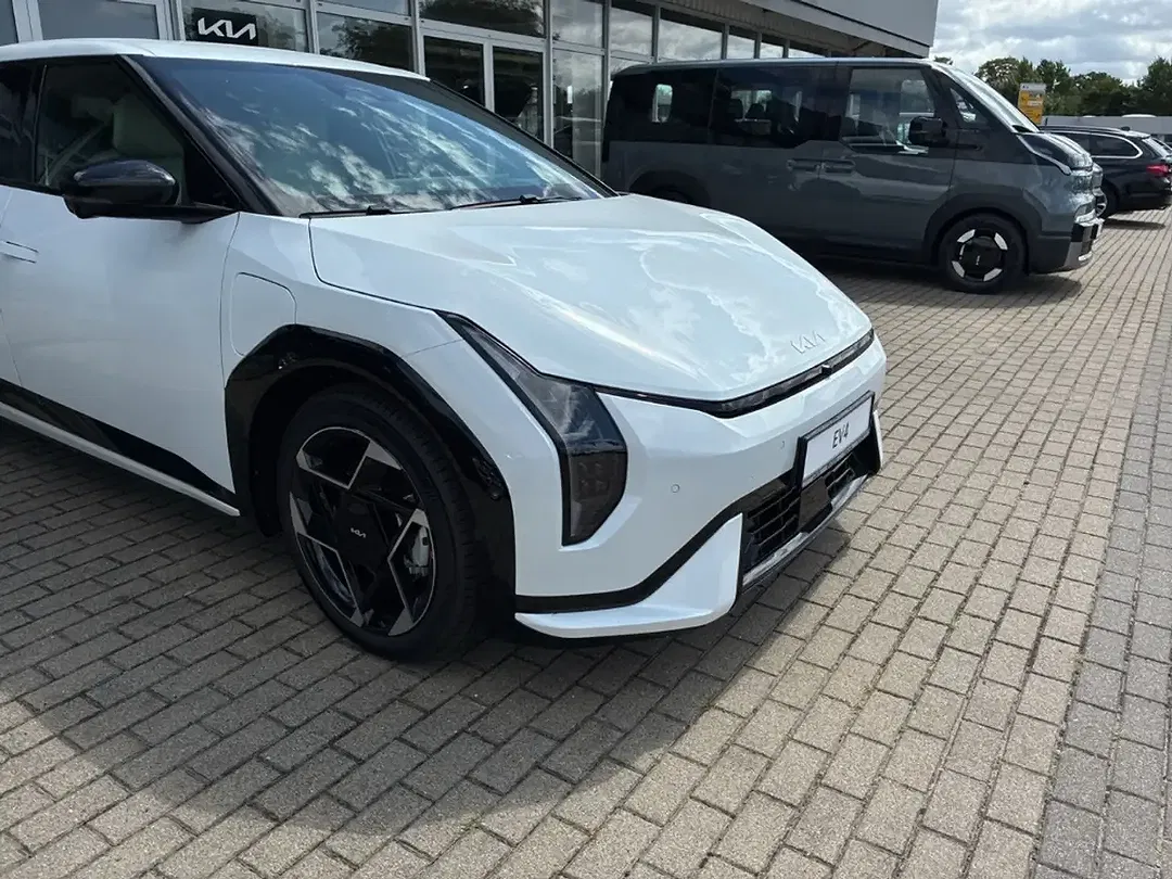 Kia EV4 GT-Line Comfort - Thumbnail 6