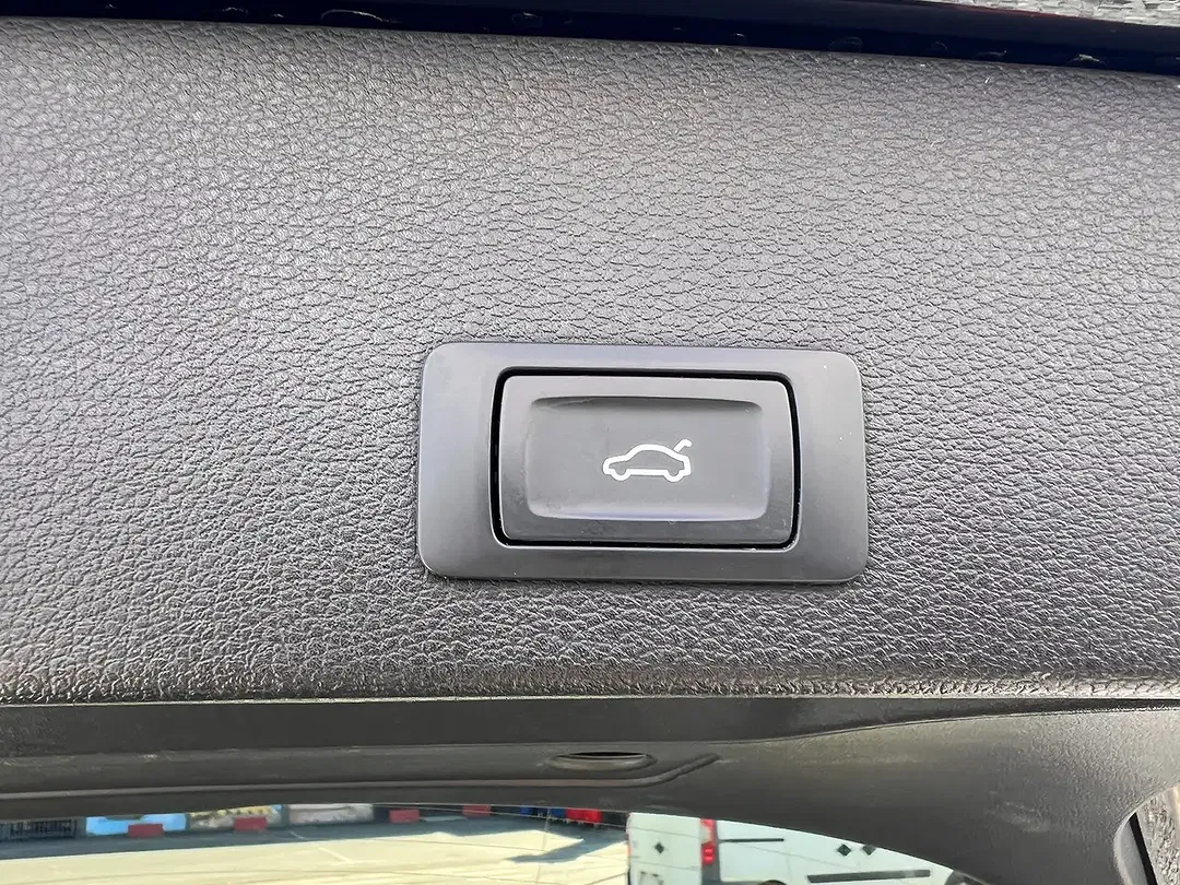 Audi Q2 30 TFSI S line - Thumbnail 14