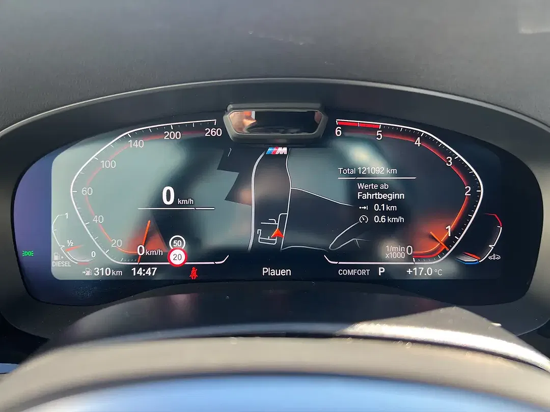 BMW 530 xDrive Touring M Sport - Thumbnail 14