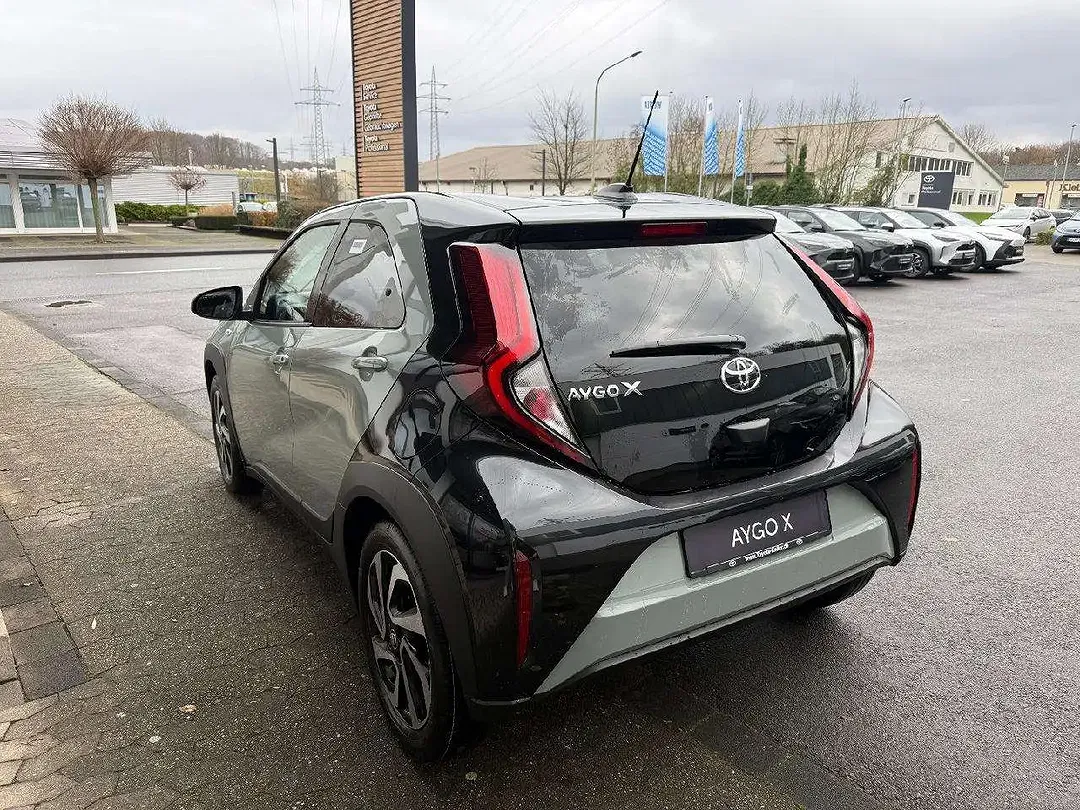 Toyota Aygo X Teamplayer - Thumbnail 3