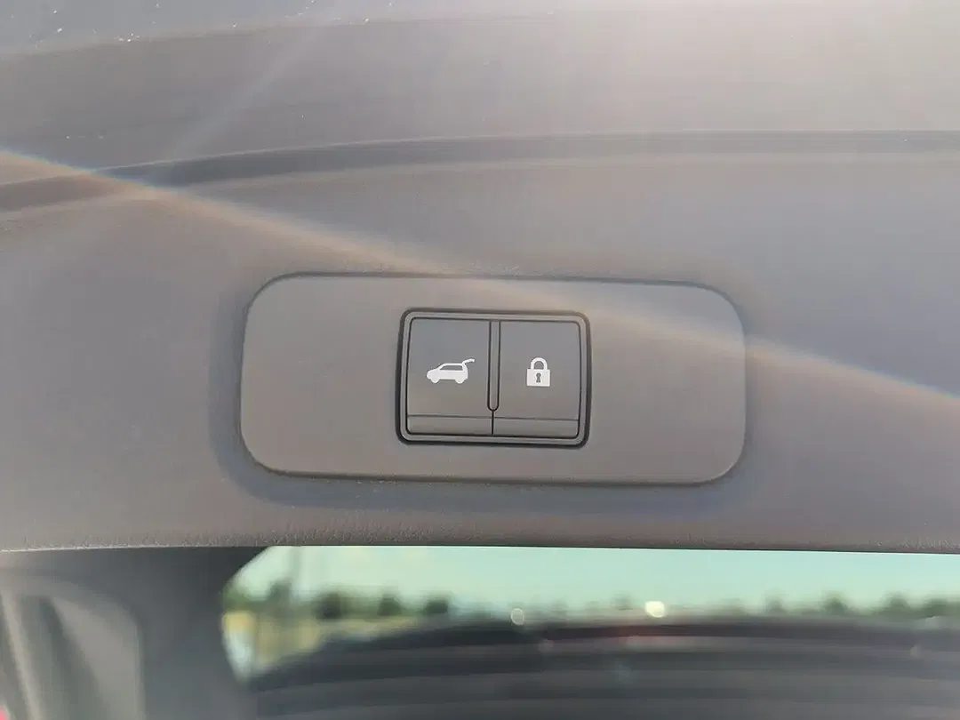 Nissan Qashqai N-Connecta - Thumbnail 25