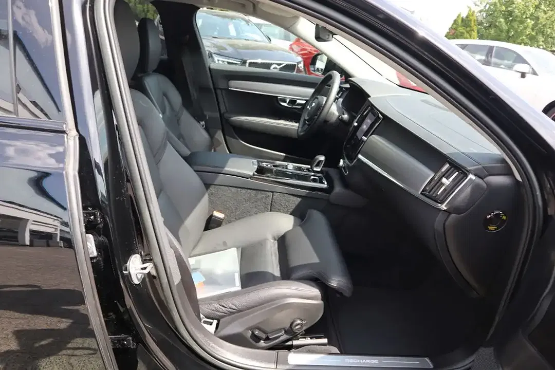 Volvo V90 T6 AWD Recharge Plus - Thumbnail 12