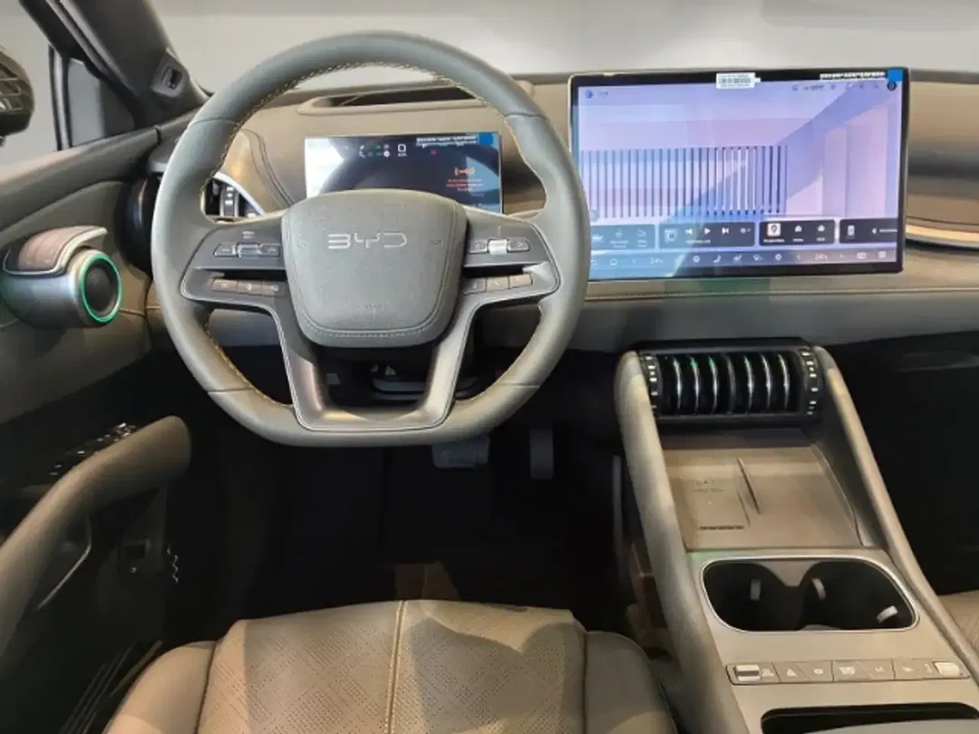 BYD Atto 3 AWD Excellence - Thumbnail 10