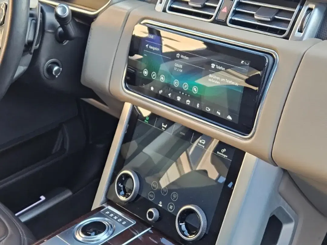 Land Rover Range Rover P400e Hybrid Vogue - Thumbnail 10