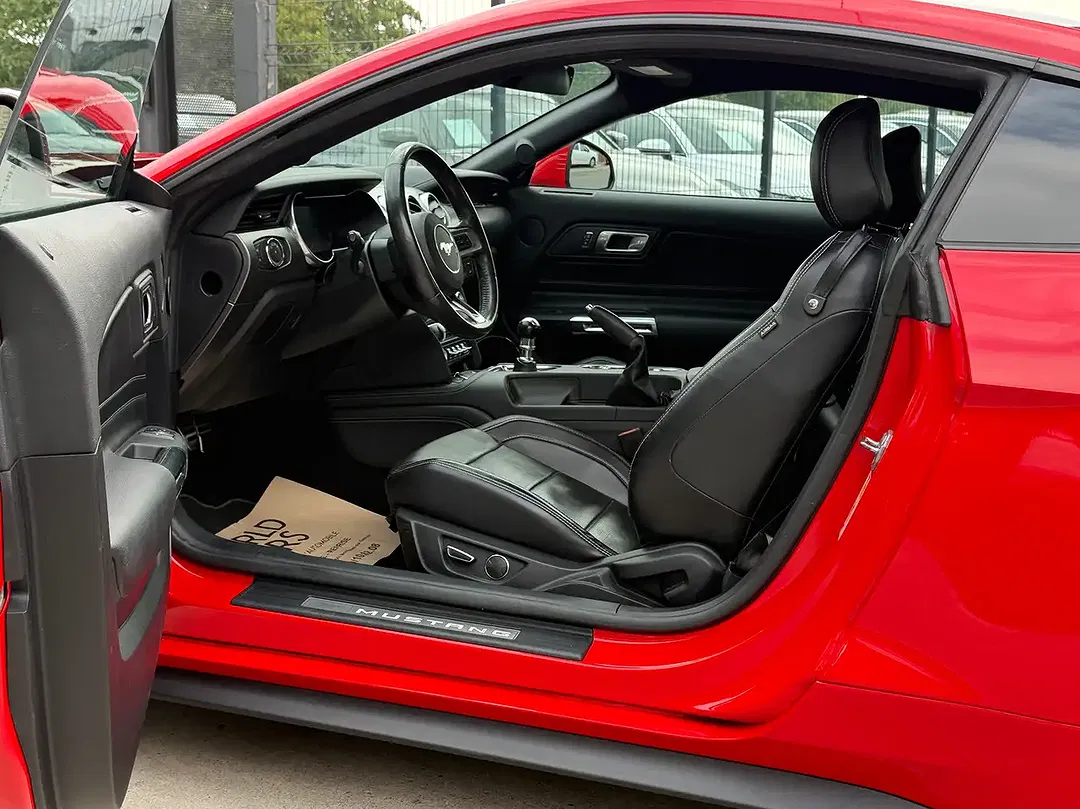 Ford Mustang 2.3 EcoBoost - Thumbnail 7