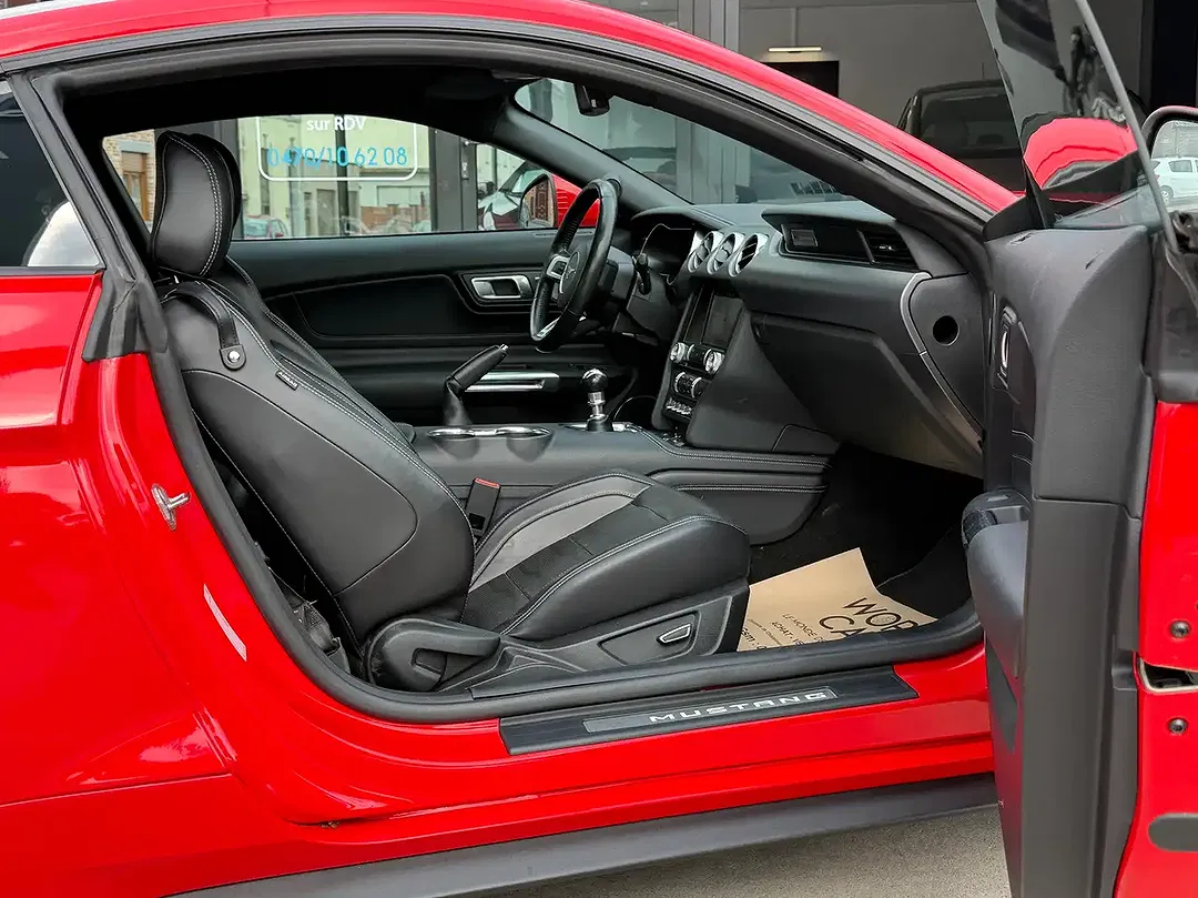 Ford Mustang 2.3 EcoBoost - Thumbnail 9