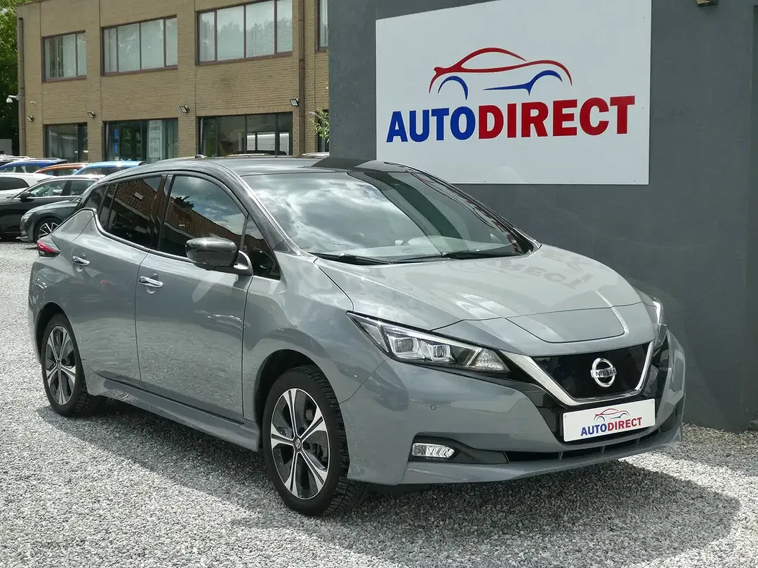 Nissan Leaf - Thumbnail 6