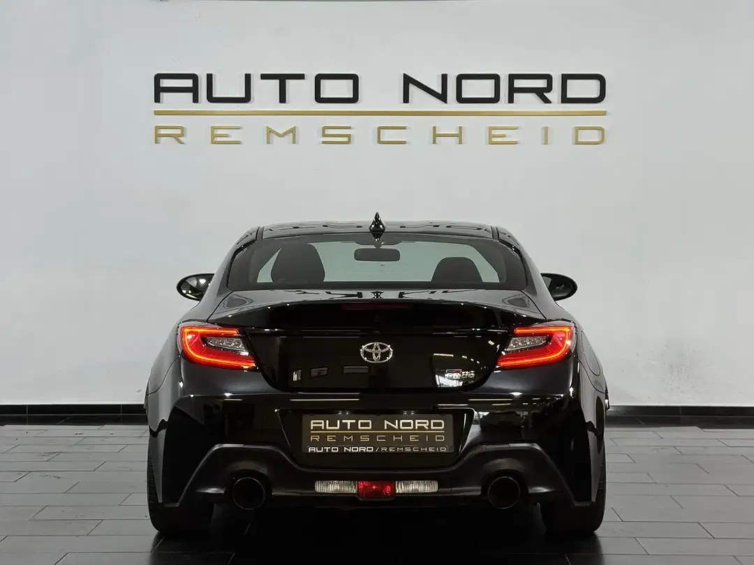 Toyota GR86 Premium - Thumbnail 10