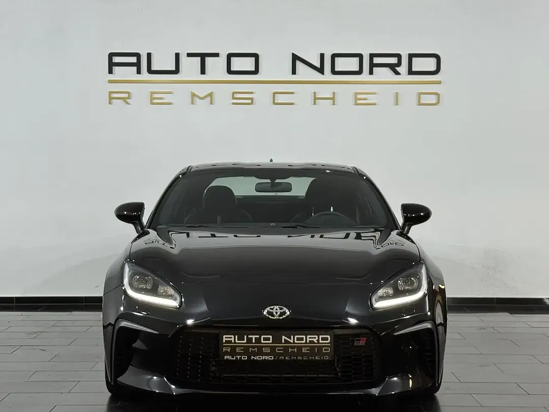 Toyota GR86 Premium - foto 2