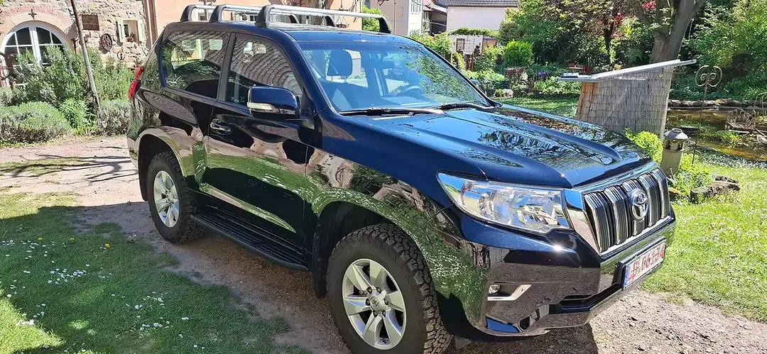 Toyota Land Cruiser 2.8 D-4D - foto 1