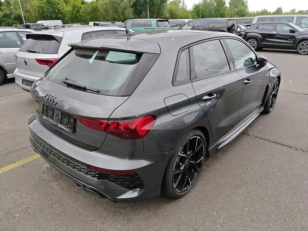 Audi RS3 Sportback - Thumbnail 5