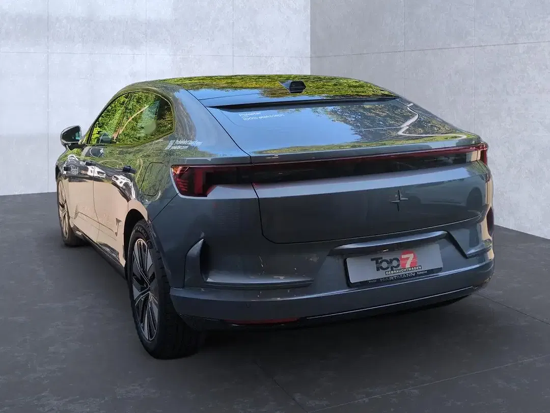 Polestar 4 Plus Long Range - Thumbnail 4