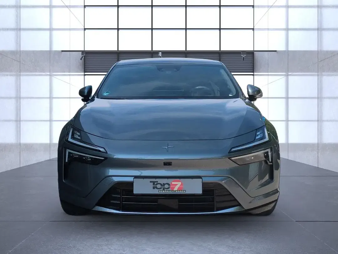 Polestar 4 Plus Long Range - Thumbnail 6