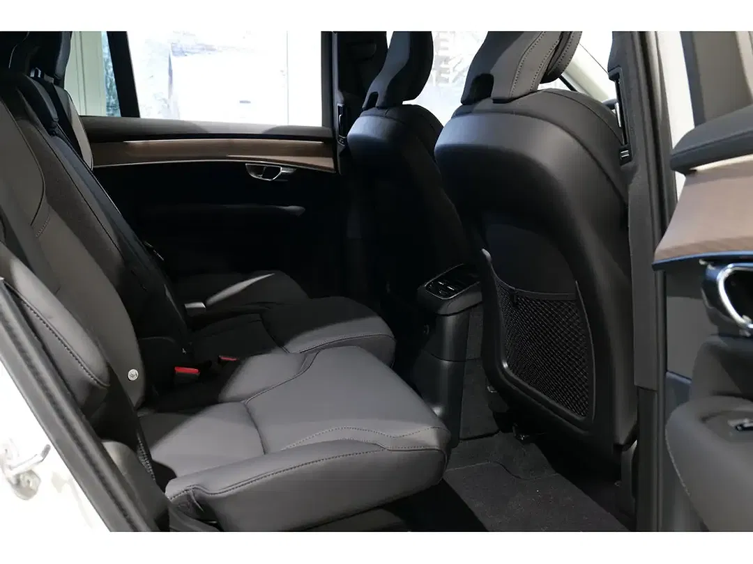 Volvo XC90 T8 PHEV Hybrid AWD Recharge Plus Bright - Thumbnail 12