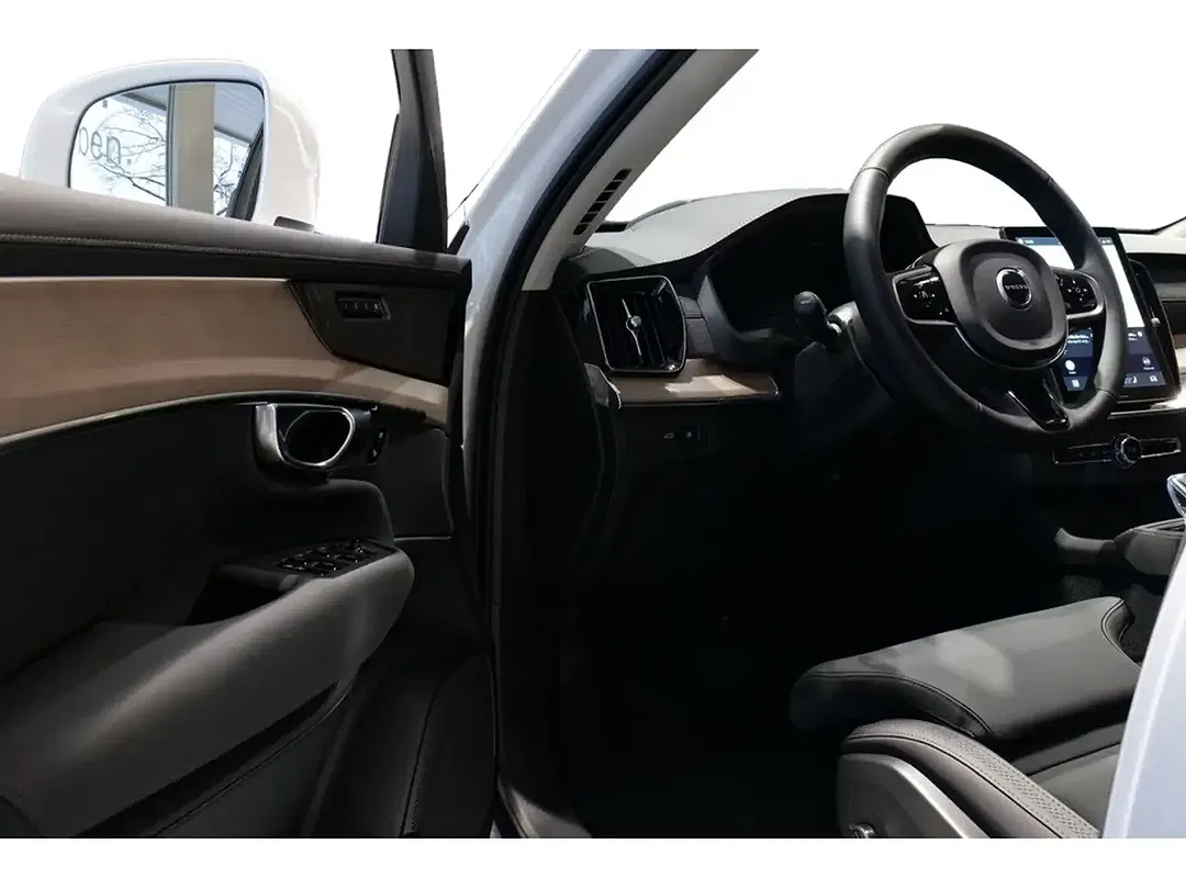 Volvo XC90 T8 PHEV Hybrid AWD Recharge Plus Bright - Thumbnail 6