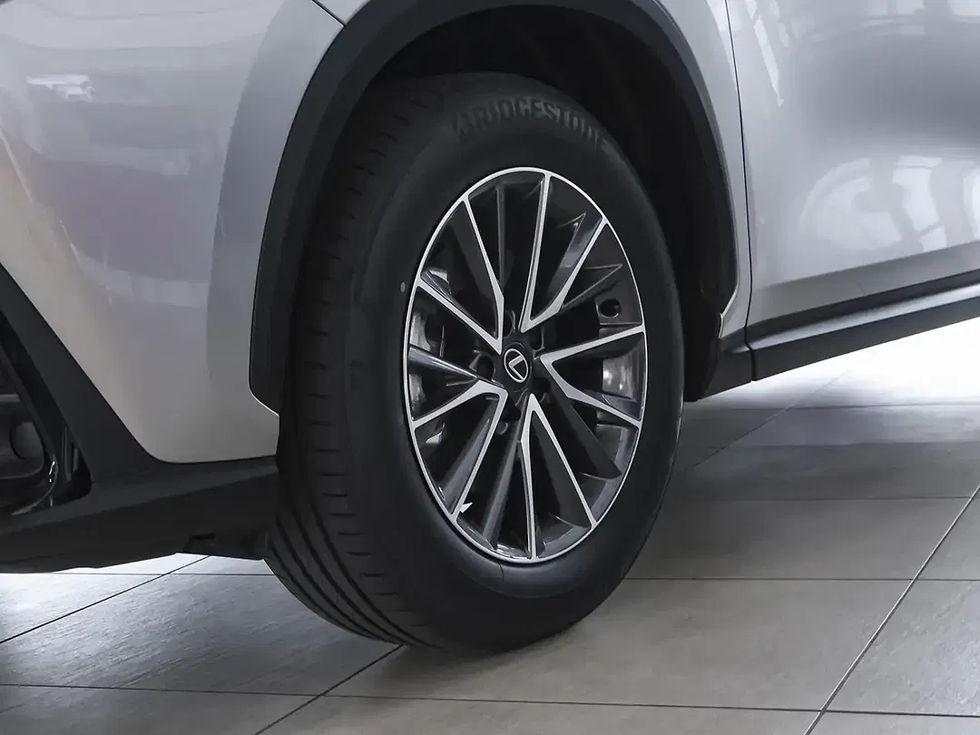 Lexus NX 350h Hybrid E-FOUR Comfort - Thumbnail 7