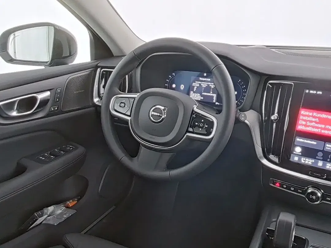 Volvo V60 B4 Plus Dark - Thumbnail 14
