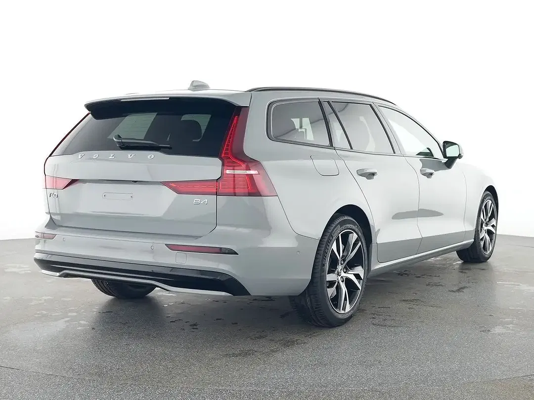 Volvo V60 B4 Plus Dark - foto 2