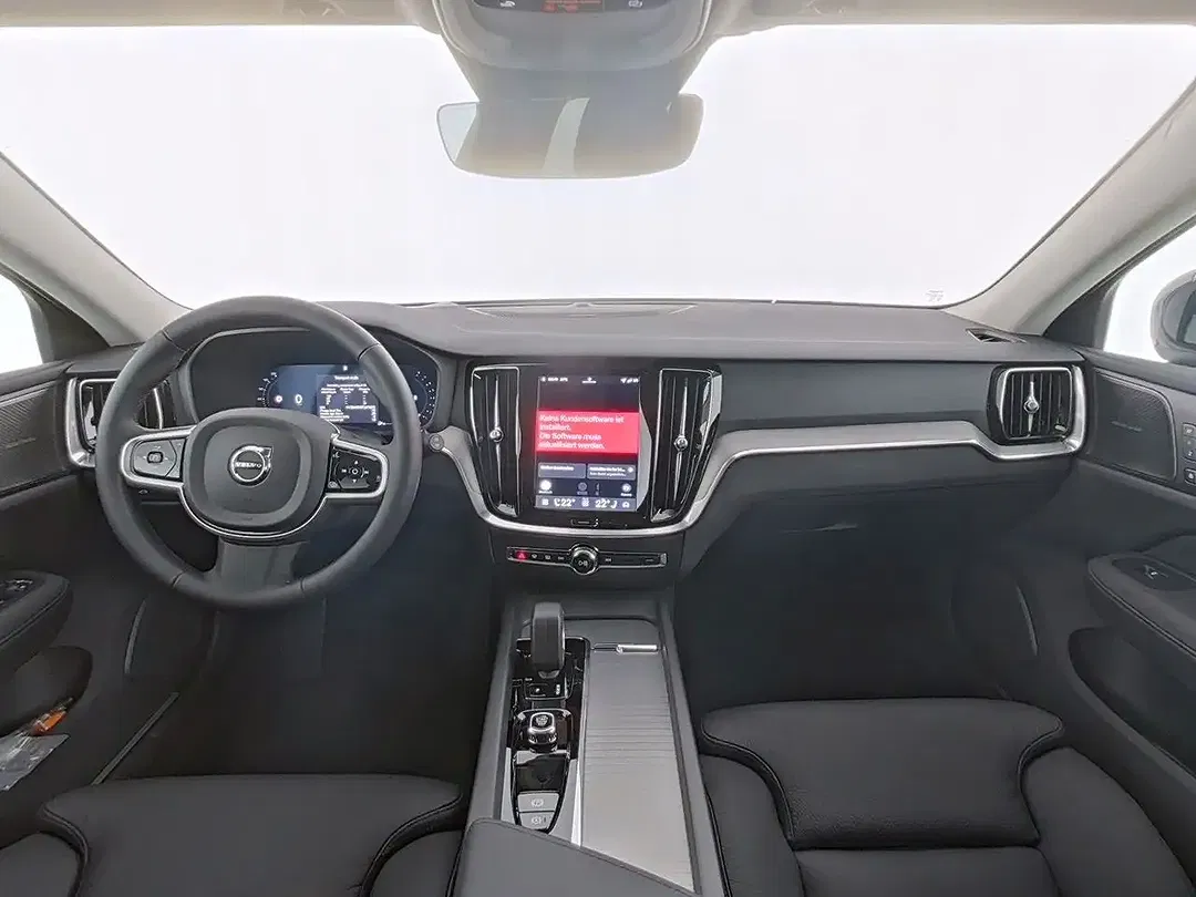 Volvo V60 B4 Plus Dark - Thumbnail 5