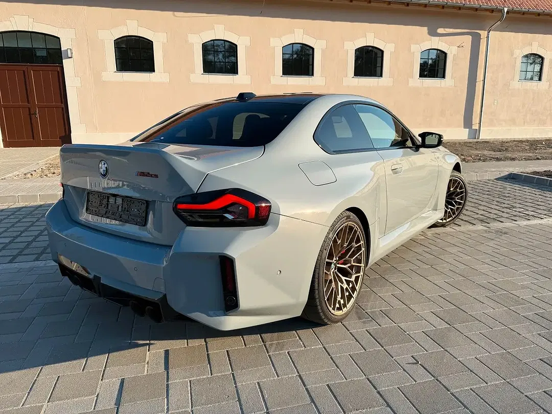 BMW M2 CS - Thumbnail 5