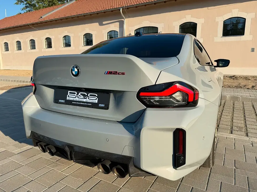 BMW M2 CS - Thumbnail 6