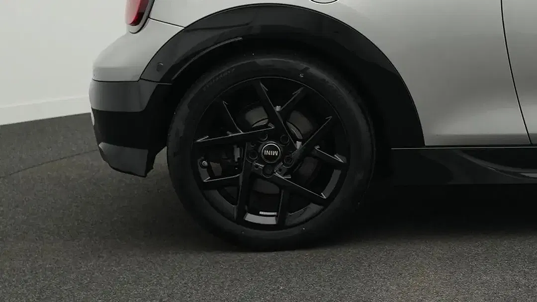 MINI Cooper S Cabrio JCW Trim - Thumbnail 8