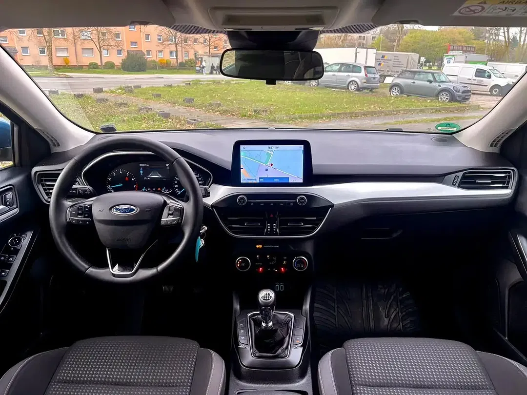 Ford Focus Cool & Connect - Thumbnail 12