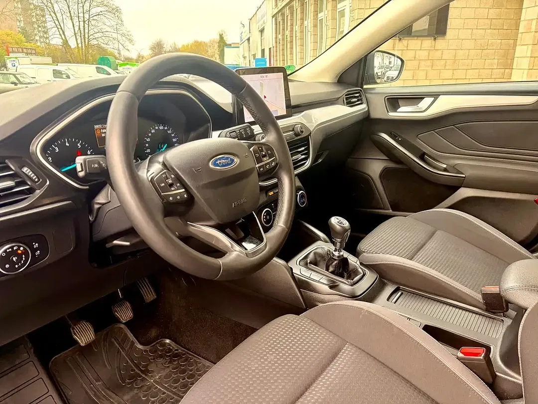 Ford Focus Cool & Connect - Thumbnail 13