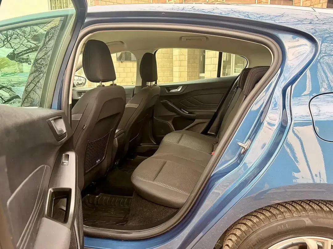 Ford Focus Cool & Connect - Thumbnail 15