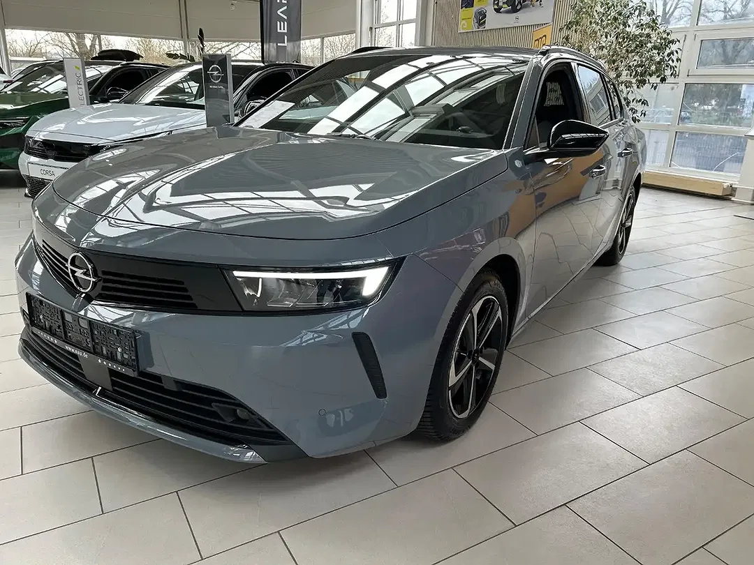Opel Astra Edition - Thumbnail 2