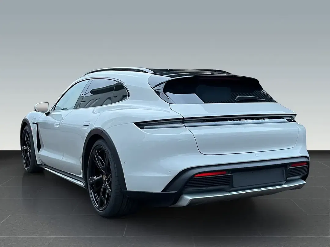 Porsche Taycan 4 Cross Turismo - Thumbnail 3