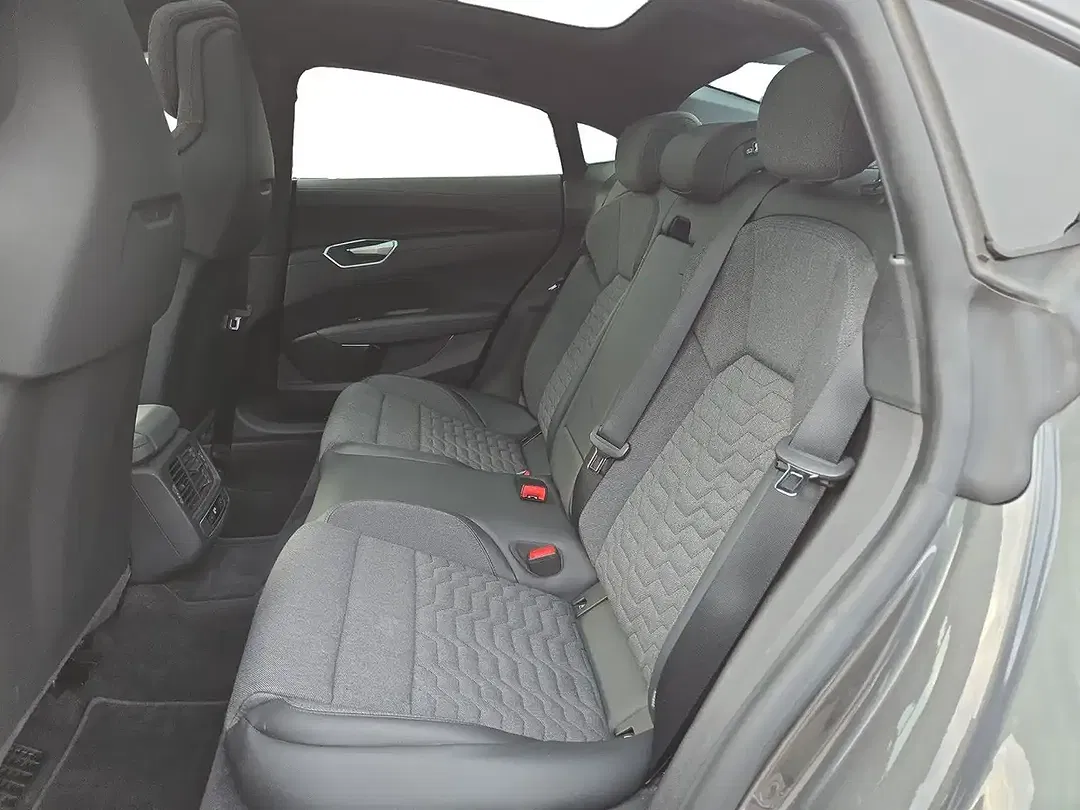 Audi RS e-tron GT Matrix LED - Thumbnail 10