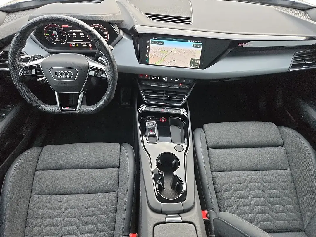 Audi RS e-tron GT Matrix LED - Thumbnail 8