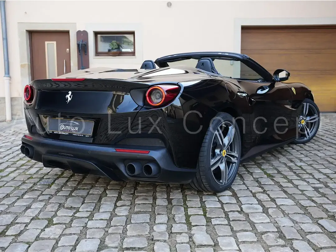 Ferrari Portofino - Thumbnail 3