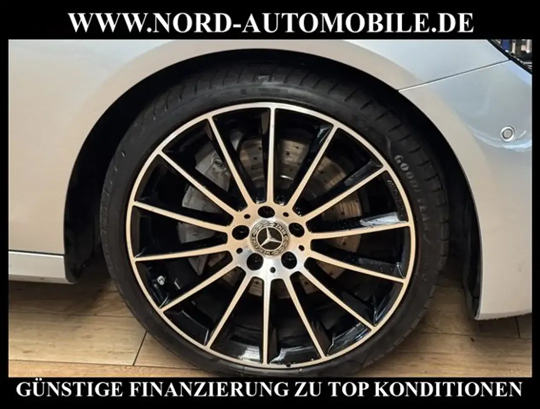 Mercedes-Benz E 220 4MATIC AMG Night - Thumbnail 10