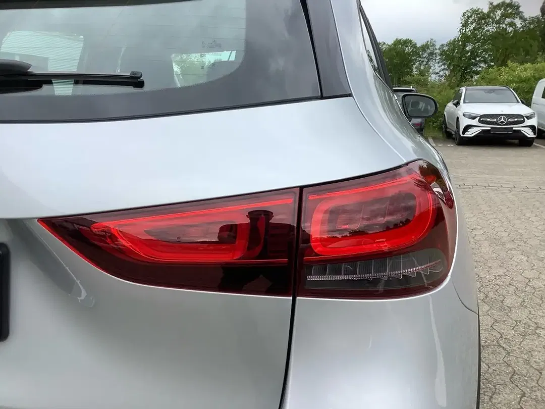 Mercedes-Benz GLA 250 AUT MBUX - Thumbnail 10