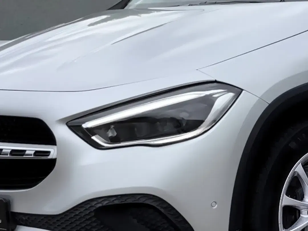 Mercedes-Benz GLA 250 AUT MBUX - Thumbnail 2