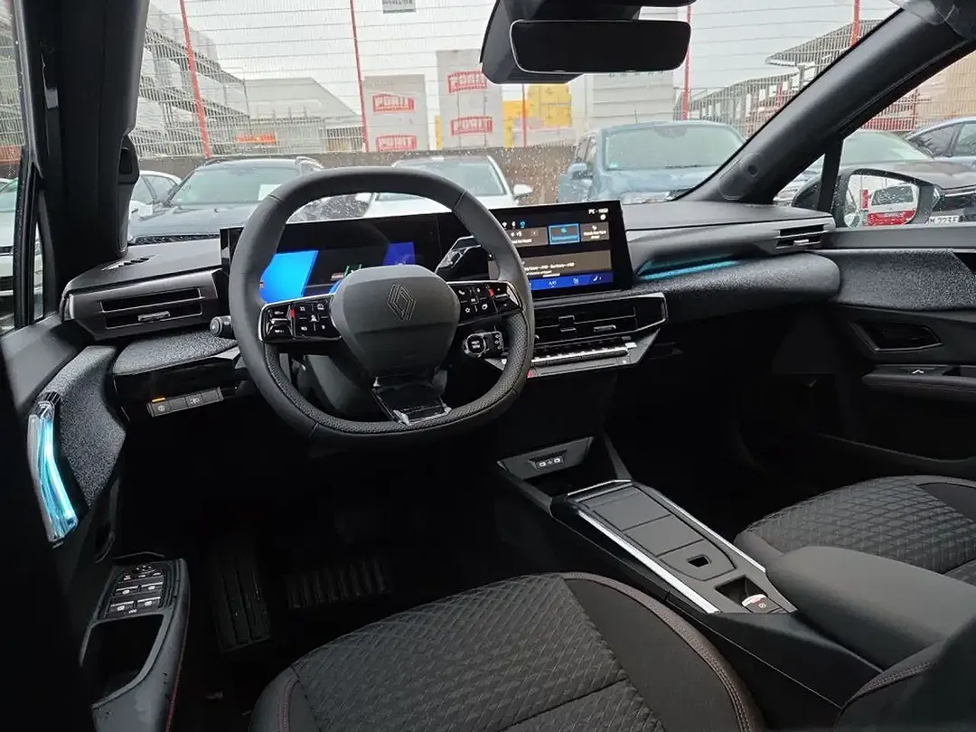 Renault Clio E-Tech Hybrid Techno - Thumbnail 13