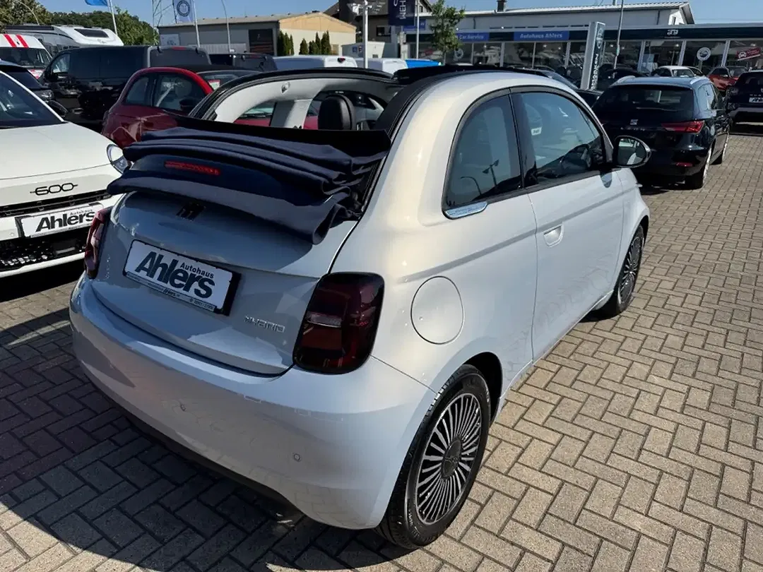 Fiat 500C Hybrid Dolcevita - Thumbnail 8