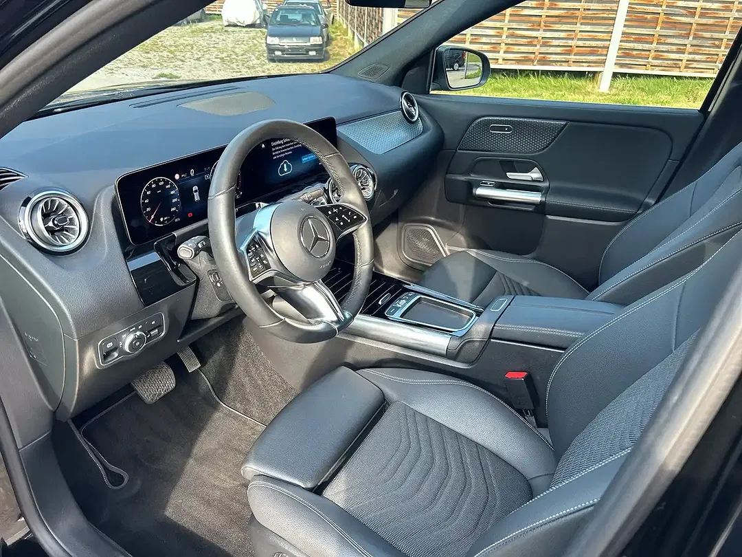 Mercedes-Benz GLA 200 4MATIC - Thumbnail 11