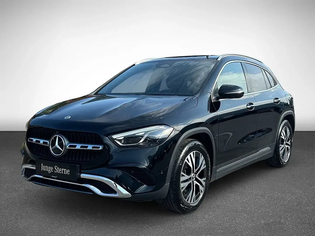 Mercedes-Benz GLA 200 4MATIC - Thumbnail 2