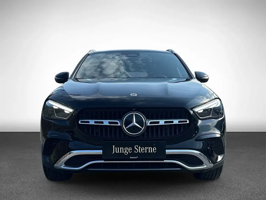Mercedes-Benz GLA 200 4MATIC - Thumbnail 3
