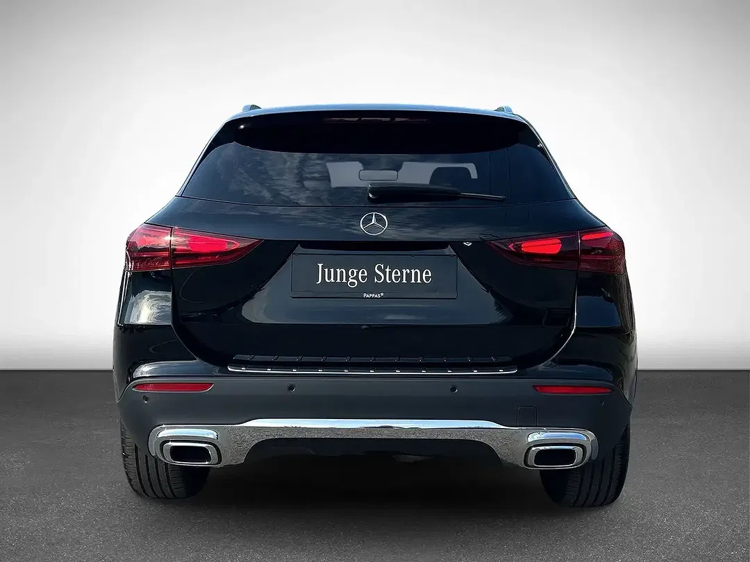 Mercedes-Benz GLA 200 4MATIC - Thumbnail 4