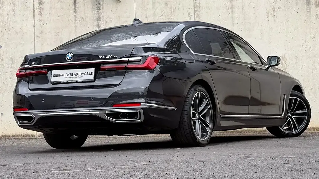 BMW 745 xDrive Design Excellence - Thumbnail 5