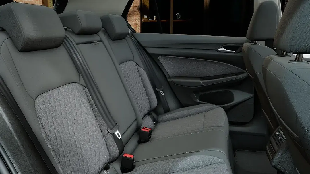 Volkswagen Golf eTSI DSG Move - Thumbnail 12