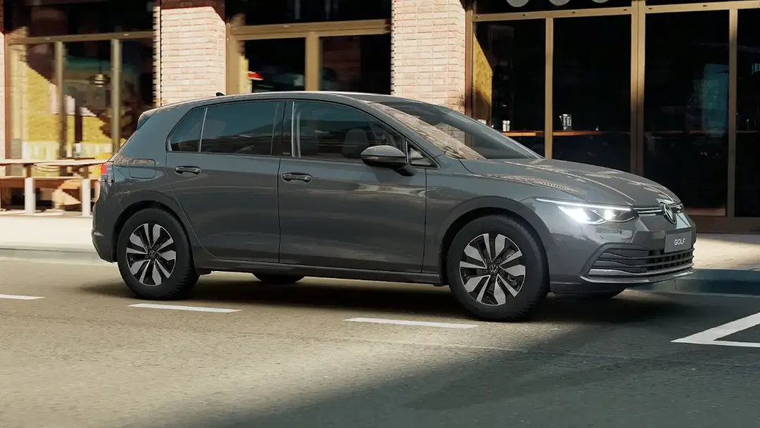 Volkswagen Golf eTSI DSG Move - Thumbnail 3