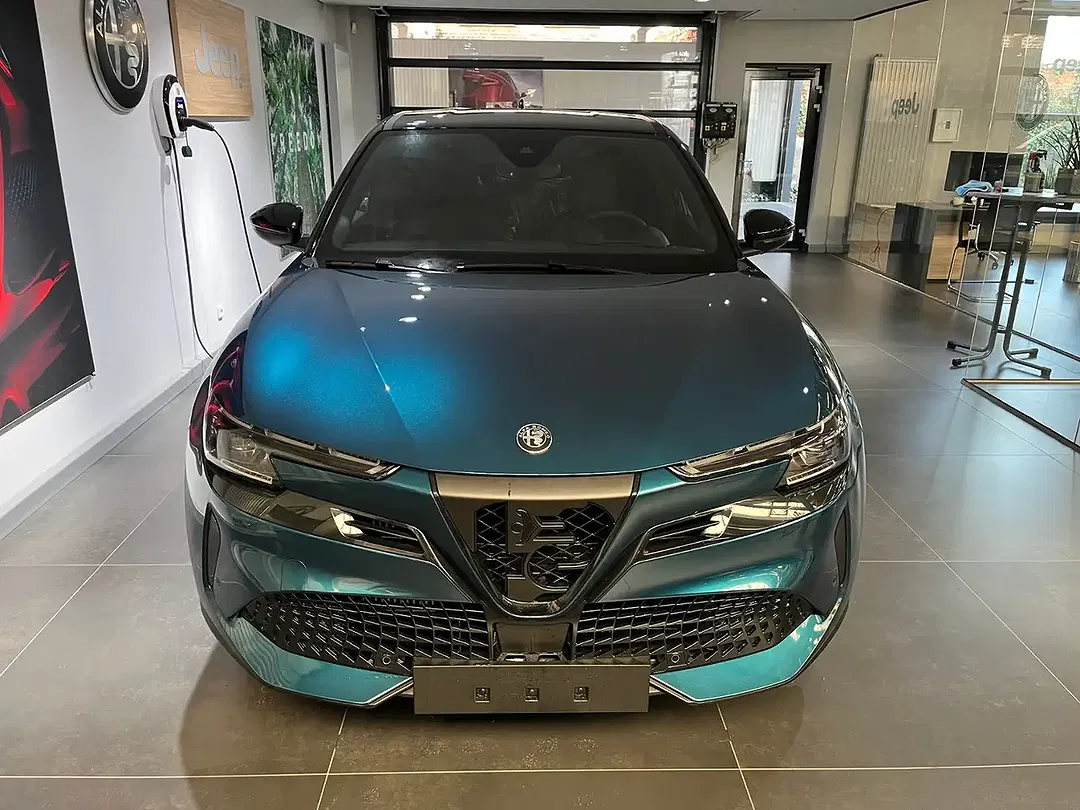 Alfa Romeo Junior 1.2 Ibrida MHEV Speciale - Thumbnail 3