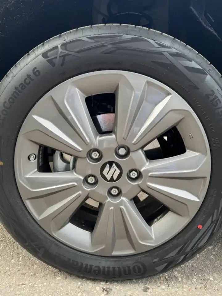 Suzuki Vitara 1.5 AllGrip Comfort+ - Thumbnail 9