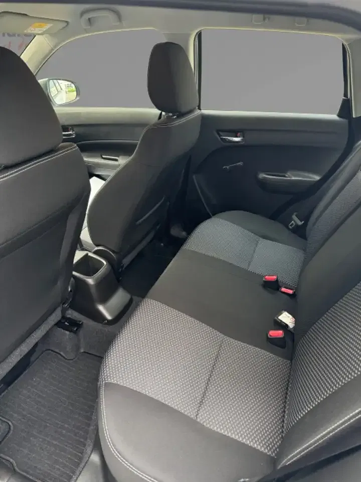 Suzuki Vitara 1.5 AllGrip Comfort+ - Thumbnail 10