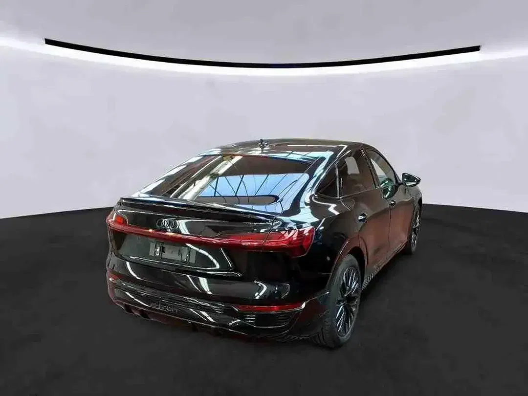 Audi Q8 e-tron 50 Sportback S line - Thumbnail 5